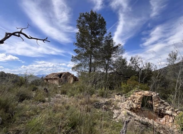 Finca/Herregård til salgs i Benifallet - € 22 000 (Ref: 9685786)