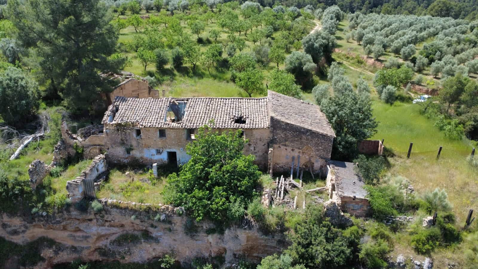 Finka/Dom wiejski na sprzedaż w Tivissa - 165 000 € (Ref: 9796120)