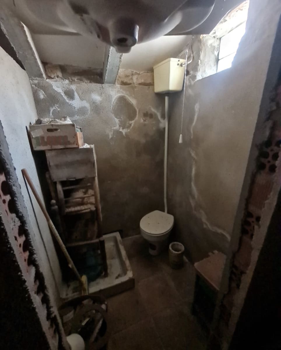 2 sypialnia Finka/Dom wiejski na sprzedaż w Flix - 96 000 € (Ref: 9798358)