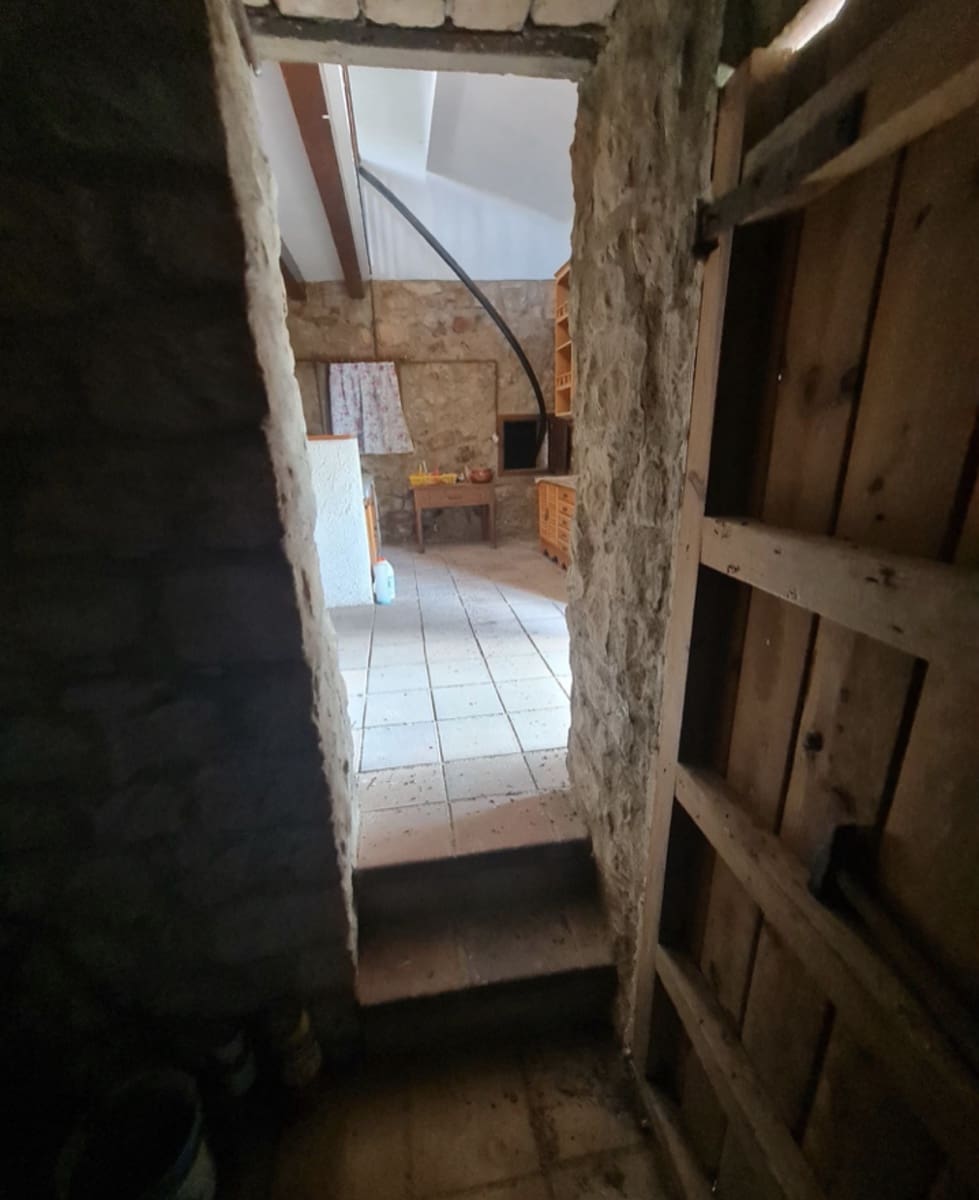 2 sypialnia Finka/Dom wiejski na sprzedaż w Flix - 96 000 € (Ref: 9798358)