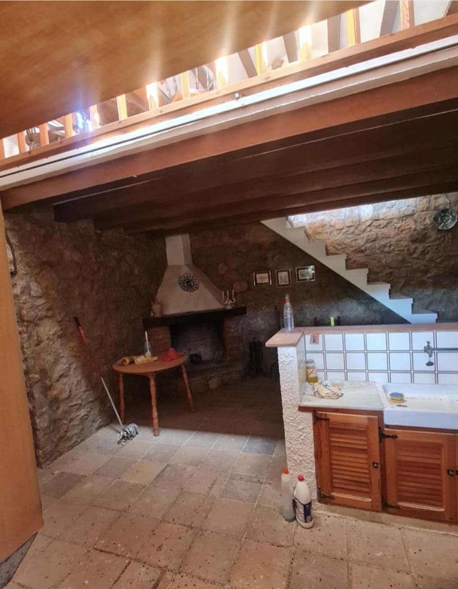 2 sypialnia Finka/Dom wiejski na sprzedaż w Flix - 96 000 € (Ref: 9798358)