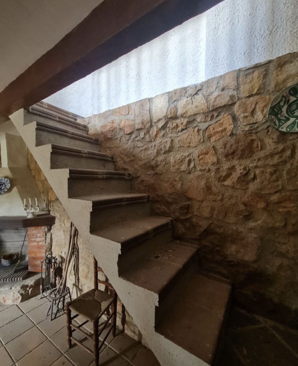 2 sypialnia Finka/Dom wiejski na sprzedaż w Flix - 96 000 € (Ref: 9798358)