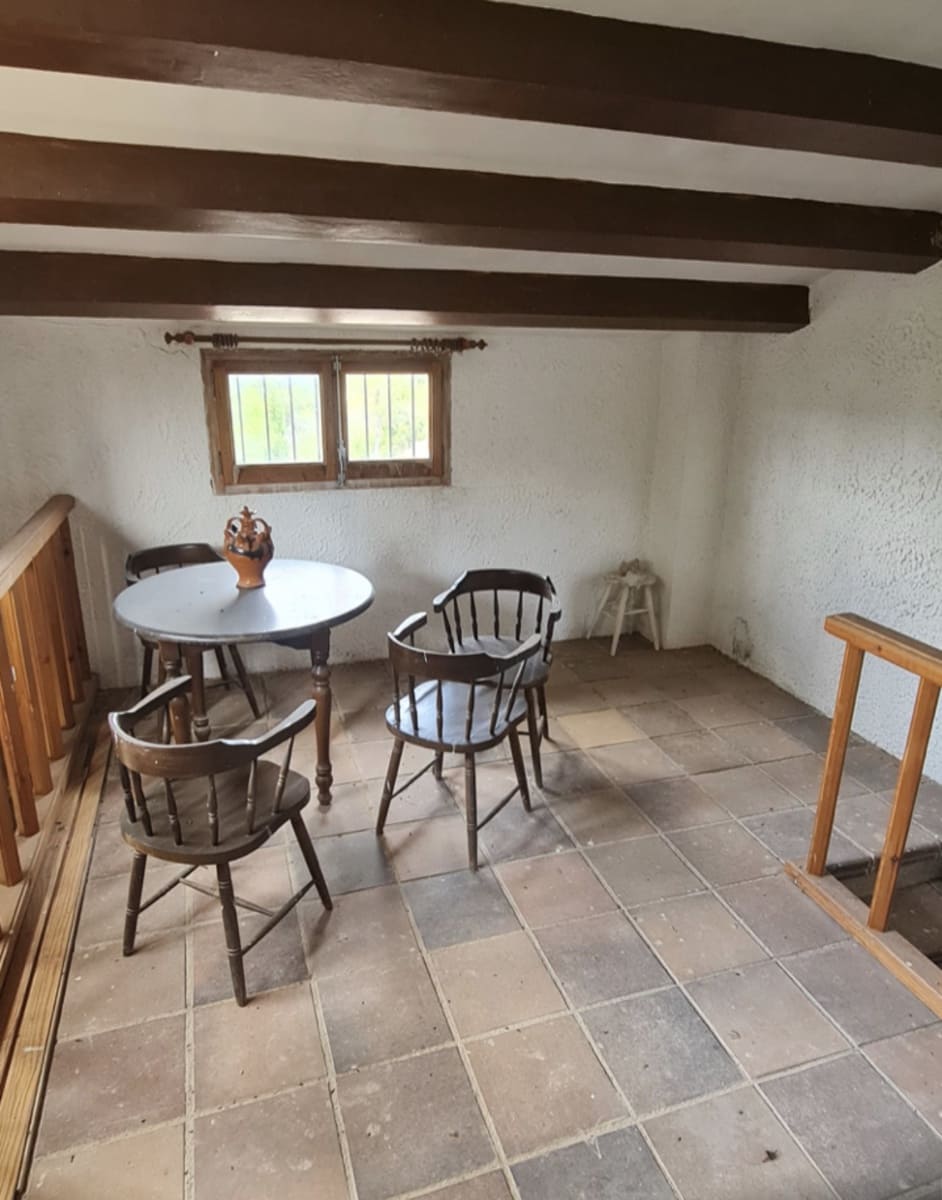 2 sypialnia Finka/Dom wiejski na sprzedaż w Flix - 96 000 € (Ref: 9798358)