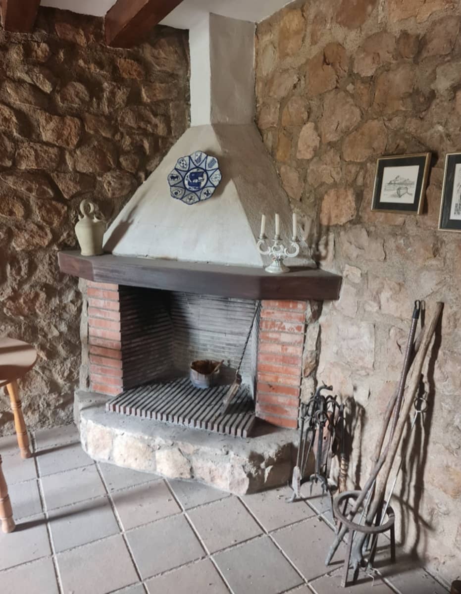 2 sypialnia Finka/Dom wiejski na sprzedaż w Flix - 96 000 € (Ref: 9798358)