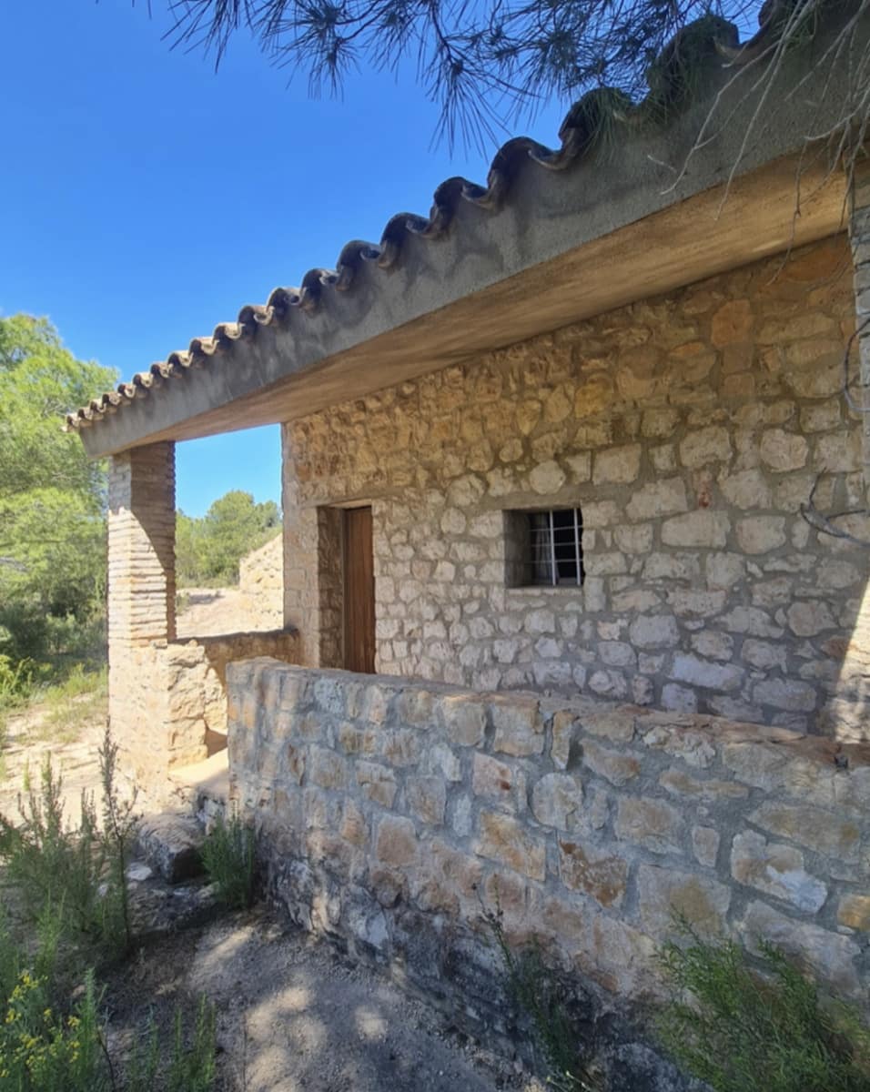 2 sypialnia Finka/Dom wiejski na sprzedaż w Flix - 96 000 € (Ref: 9798358)