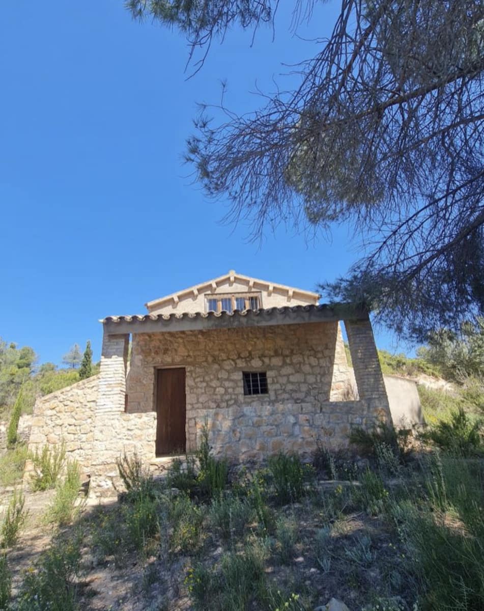 2 sypialnia Finka/Dom wiejski na sprzedaż w Flix - 96 000 € (Ref: 9798358)