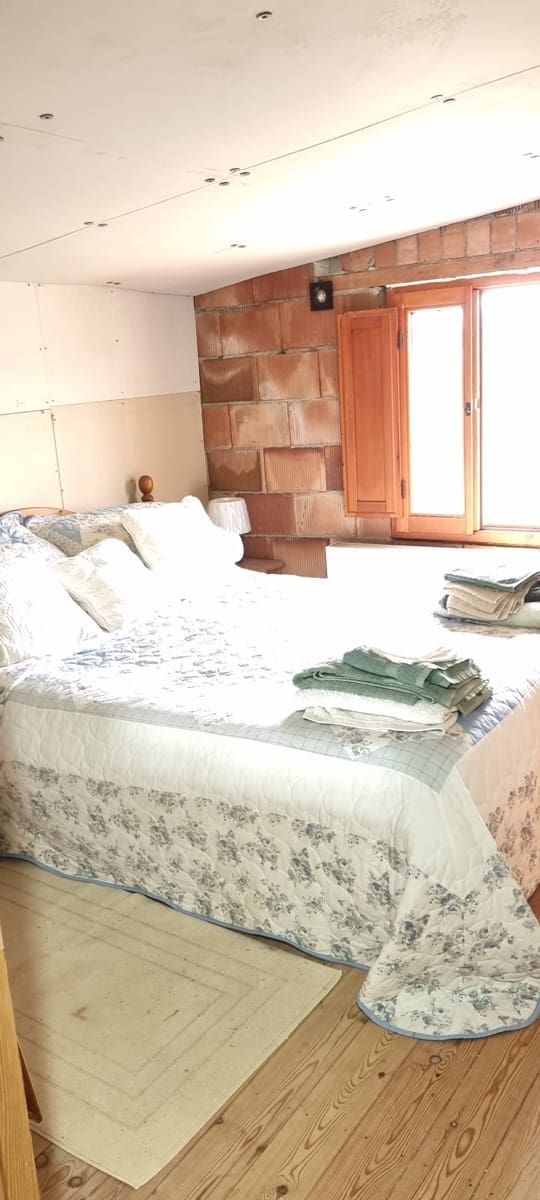 2 bedroom Finca/Country House for sale in Ginestar - € 120,000 (Ref: 9826072)
