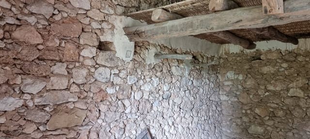 Finca/Landehus til salg i Móra d'Ebre - € 15.000 (Ref: 9826132)