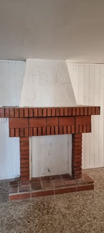 6 soveværelse Byhus til salg i Móra d'Ebre - € 78.000 (Ref: 9875457)