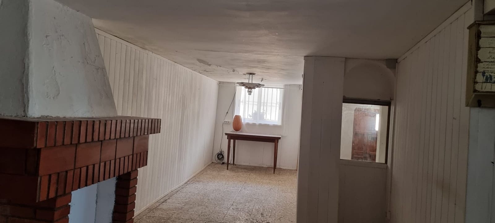 6 bedroom Townhouse for sale in Mora d'Ebre - € 78,000 (Ref: 9875457)