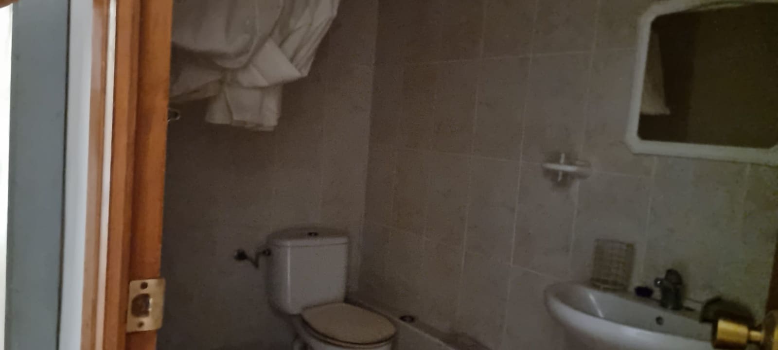 6 bedroom Townhouse for sale in Mora d'Ebre - € 78,000 (Ref: 9875457)
