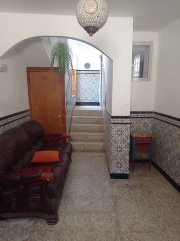 6 soveværelse Byhus til salg i Móra d'Ebre - € 78.000 (Ref: 9875457)