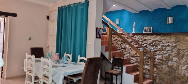3 sovrum Finca/Hus på landet till salu i Móra d'Ebre med garage - 235 000 € (Ref: 9886378)