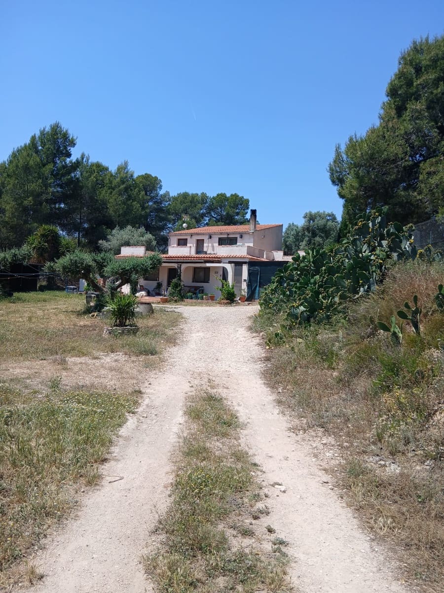 3 soverom Finca/Herregård til salgs i Mora d'Ebre med garasje - € 235 000 (Ref: 9886378)
