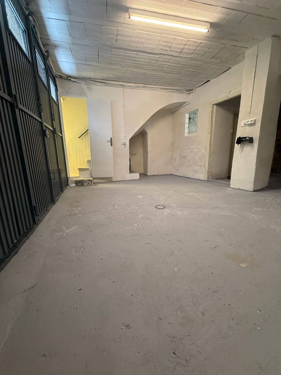 3 slaapkamer Huis te koop in Mora d'Ebre met garage - € 92.000 (Ref: 9939111)