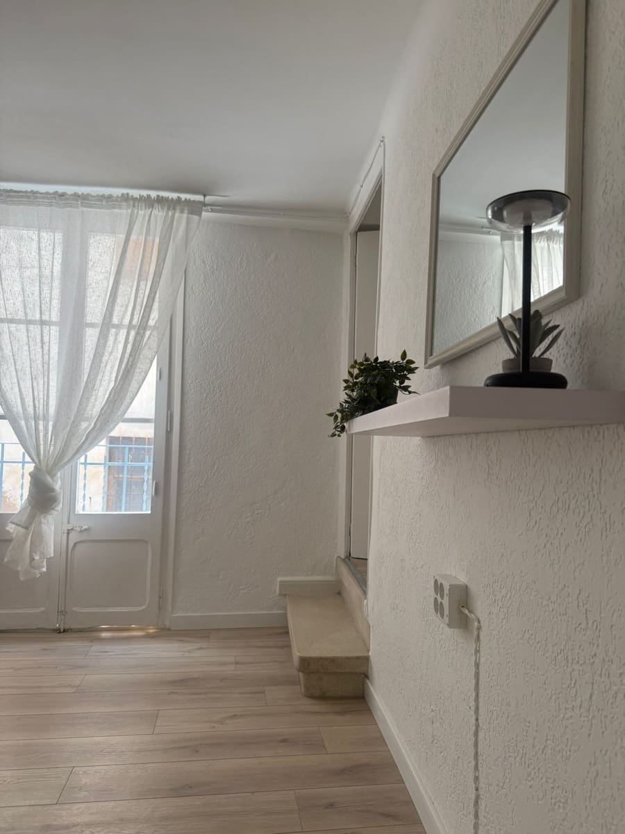3 slaapkamer Huis te koop in Mora d'Ebre met garage - € 92.000 (Ref: 9939111)
