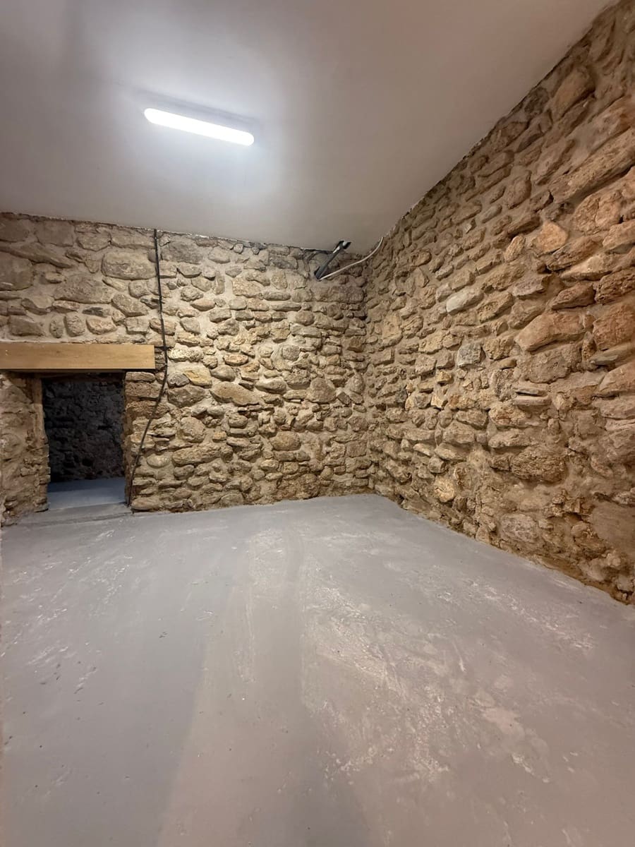 3 slaapkamer Huis te koop in Mora d'Ebre met garage - € 92.000 (Ref: 9939111)