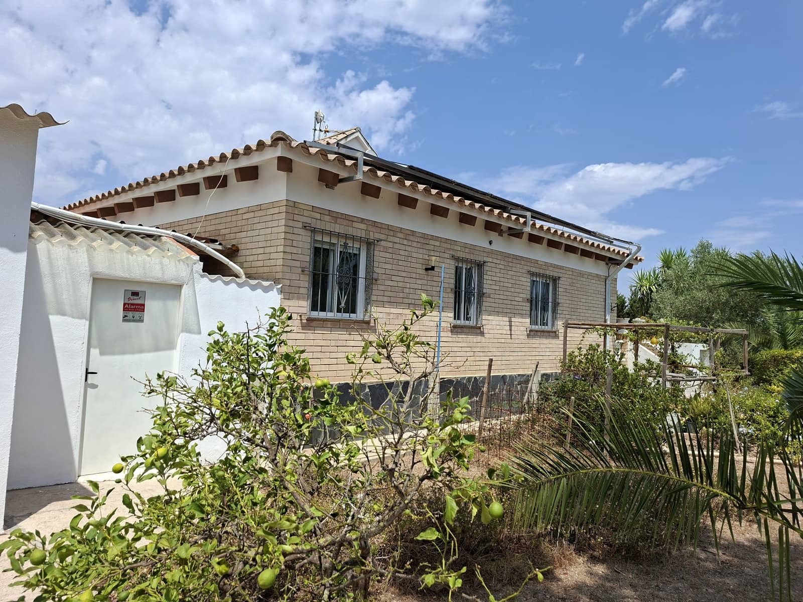 5 bedroom Finca/Country House for sale in Roquetes with pool - € 350,000 (Ref: 9958820)
