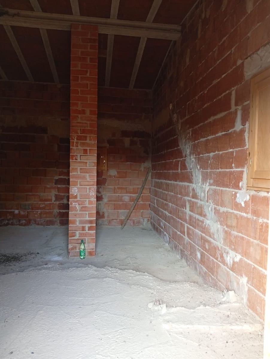 Maalaistalo myytävänä paikassa Ginestar - 42 000 € (Ref: 9993706)