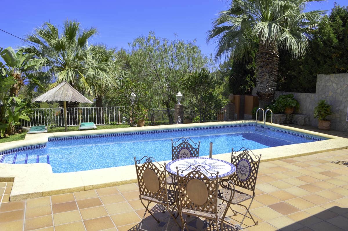 Chalet de 4 habitaciones en Dénia en venta con piscina garaje - 750.000 € (Ref: 7576185)