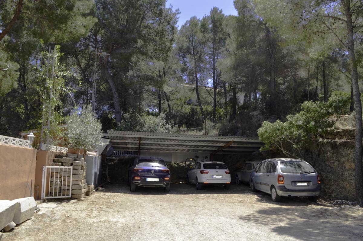 Chalet de 4 habitaciones en Dénia en venta con piscina garaje - 750.000 € (Ref: 7576185)