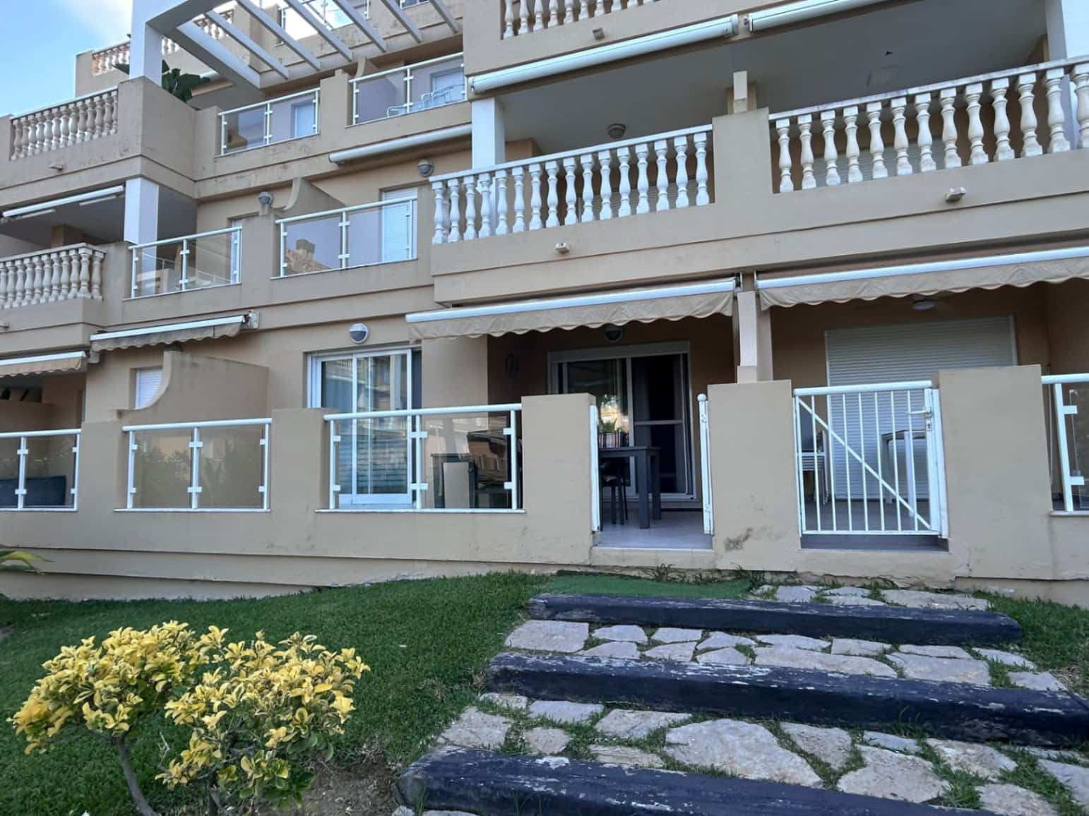 2 Zimmer Apartment zu verkaufen in Denia mit Pool Garage - 359.900 € (Ref: 9310287)