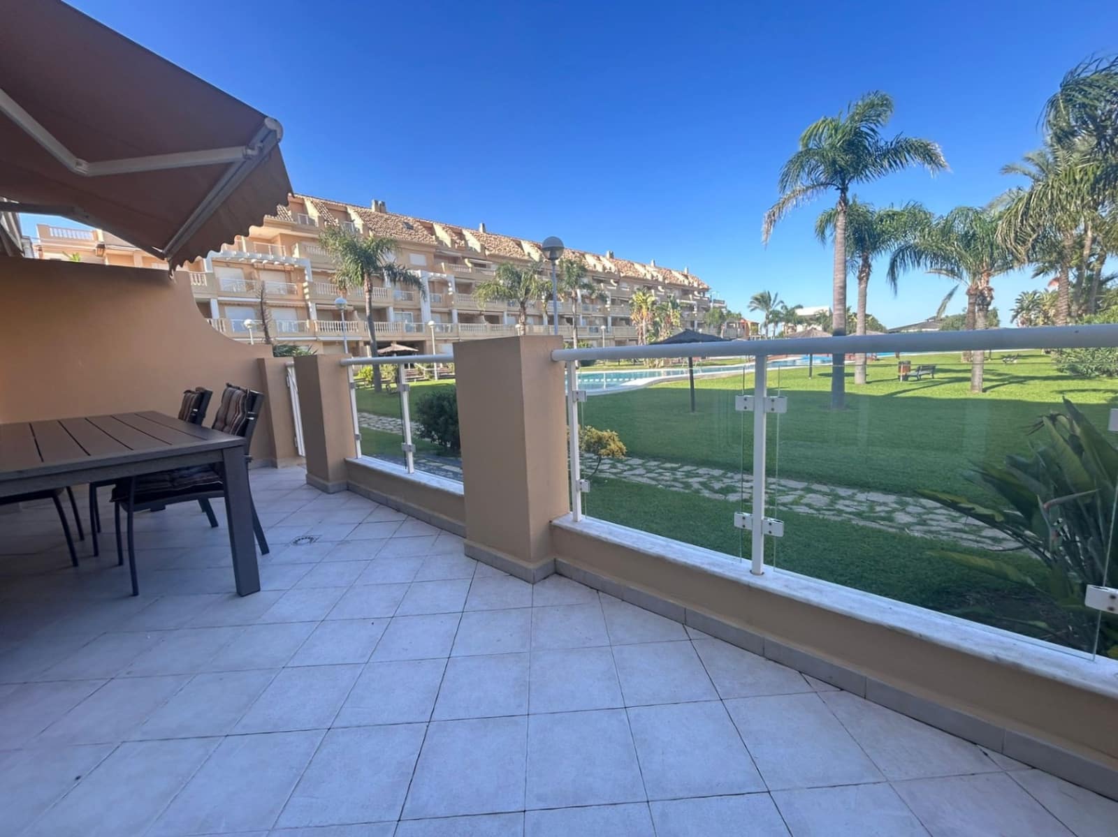 2 Zimmer Apartment zu verkaufen in Denia mit Pool Garage - 359.900 € (Ref: 9310287)