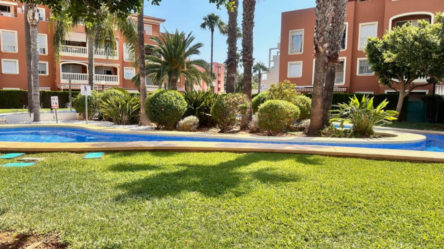 3 bedroom Apartment for sale in Denia with pool - € 375,500 (Ref: 9310289)