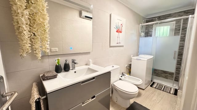 1 sovrum Lägenhet till salu i Centro Urbano, Dénia med pool - 175 000 € (Ref: 9310295)