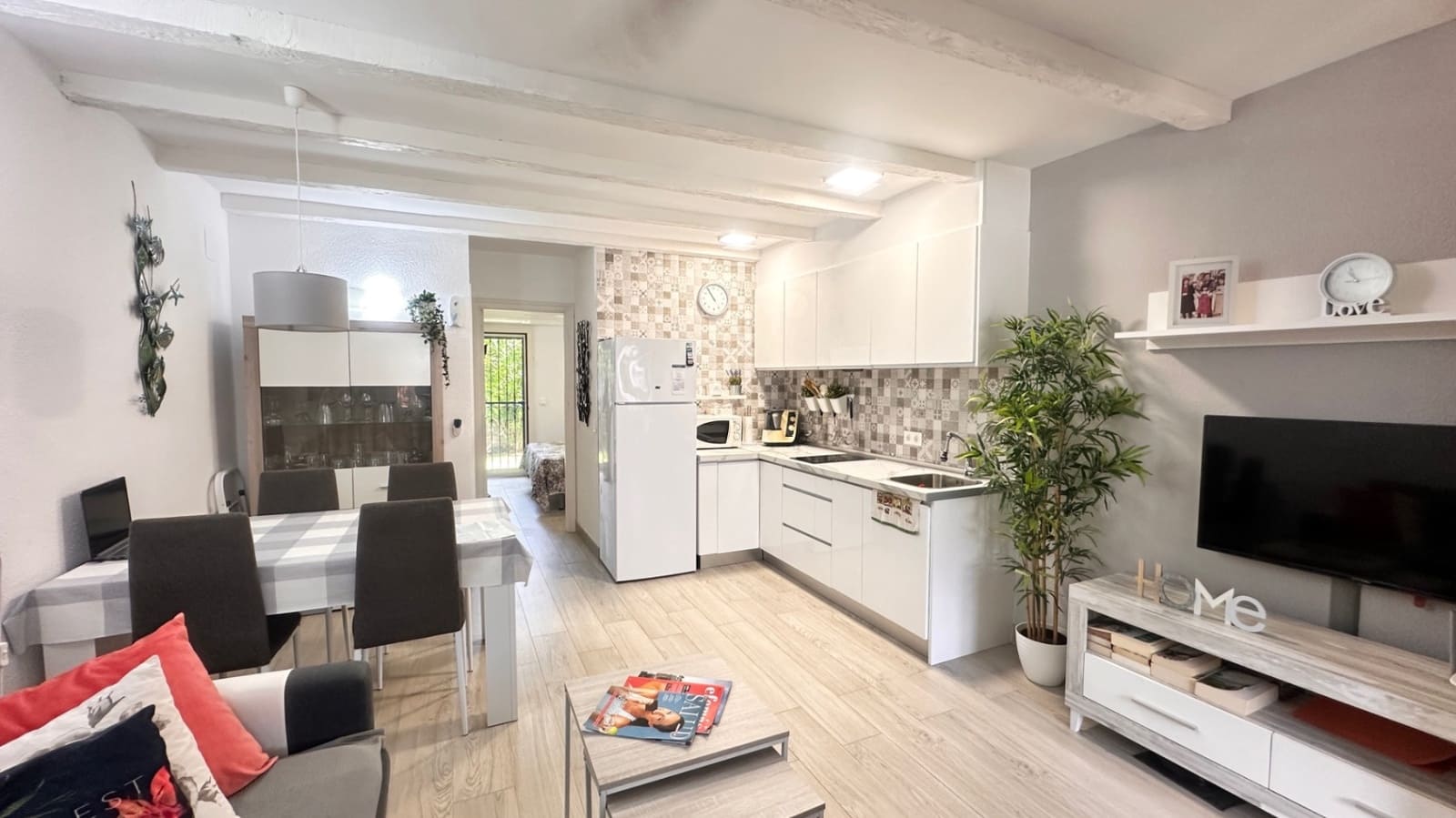 1 soverom Leilighet til salgs i Denia med svømmebasseng - € 175 000 (Ref: 9310295)