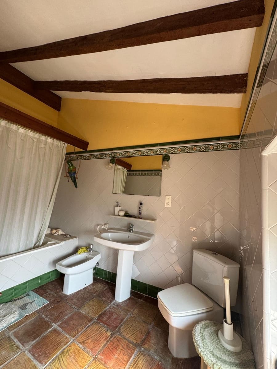 4 bedroom Villa for sale in Denia with garage - € 790,000 (Ref: 9310297)