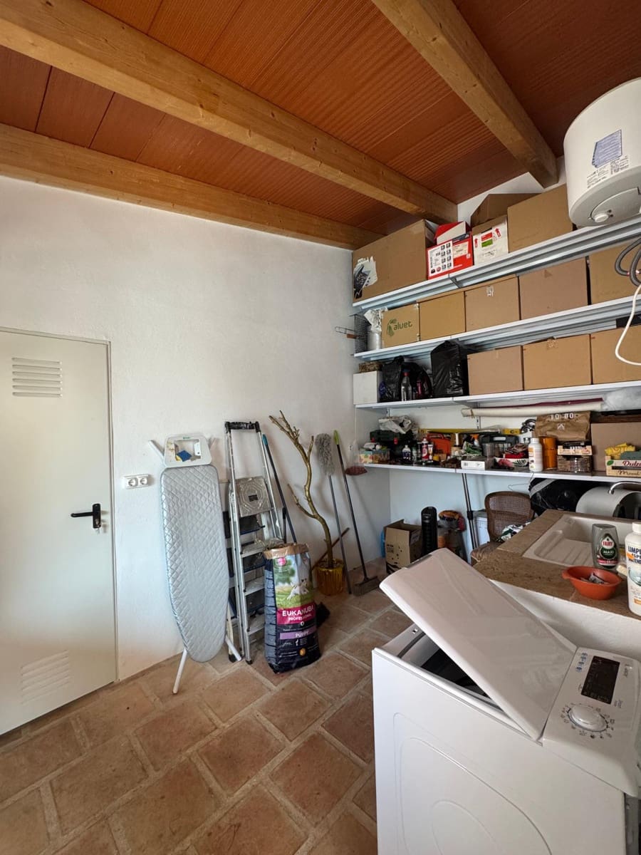 4 bedroom Villa for sale in Denia with garage - € 790,000 (Ref: 9310297)