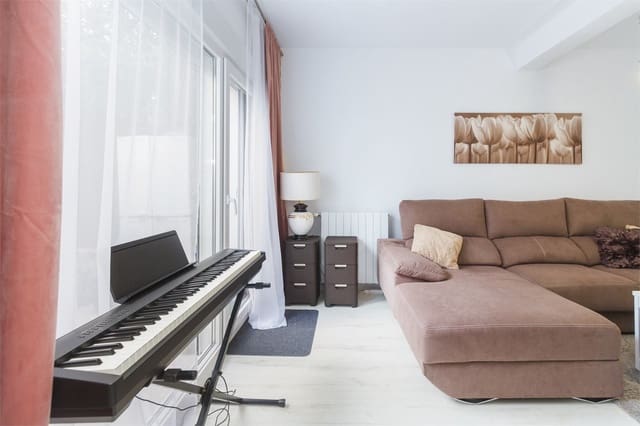 3 camera da letto Villetta a Schiera in vendita in Pedreguer con piscina garage - 315.000 € (Rif: 9310311)