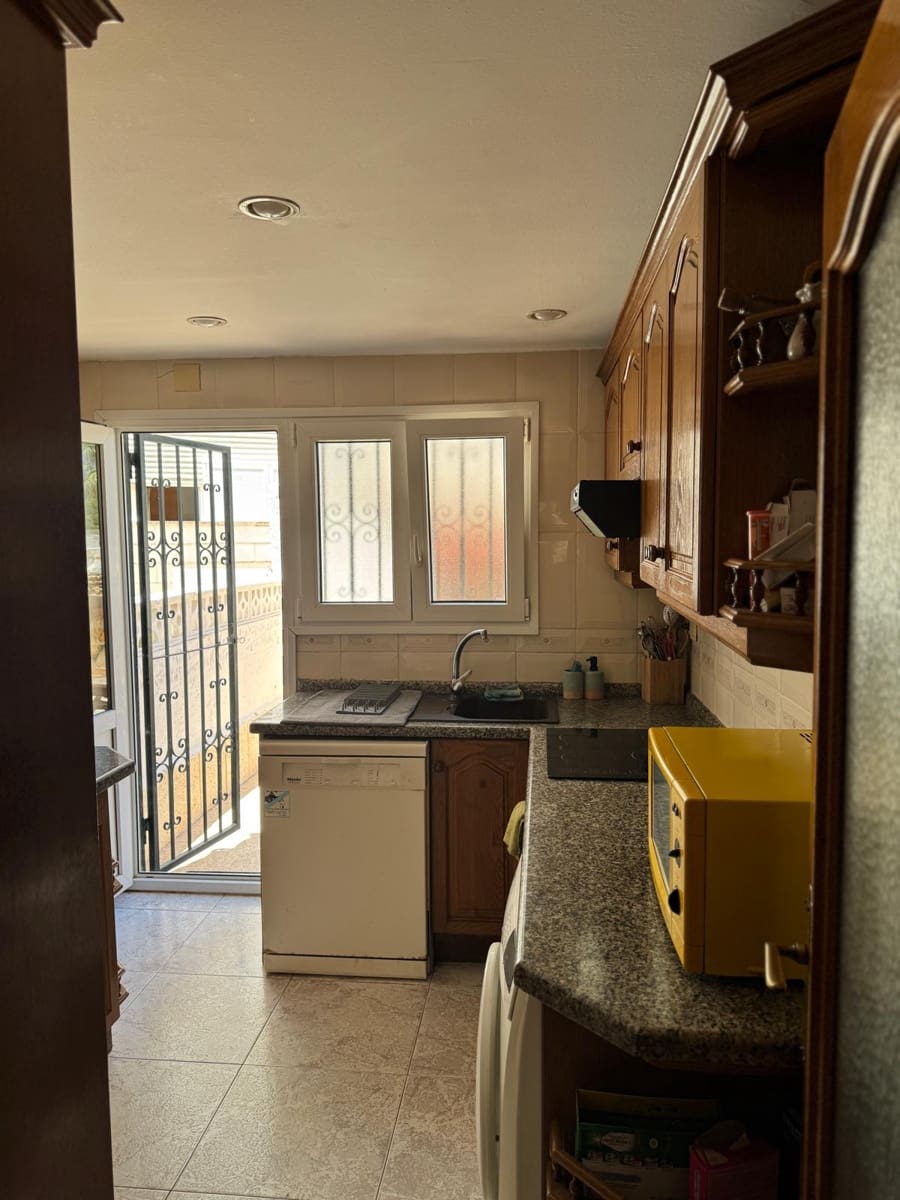 3 bedroom Apartment for sale in Denia with garage - € 269,000 (Ref: 9310315)