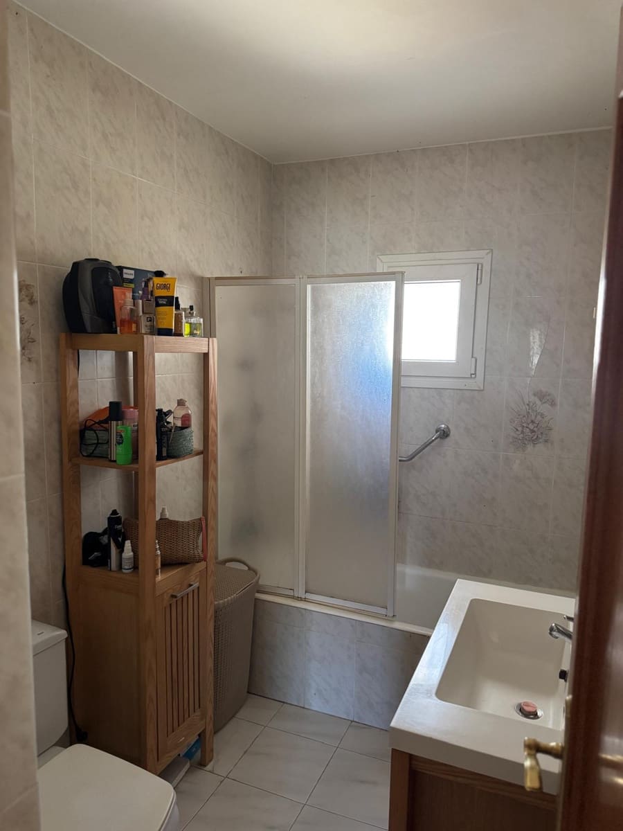 3 bedroom Apartment for sale in Denia with garage - € 269,000 (Ref: 9310315)