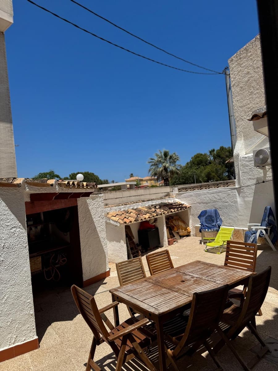 3 bedroom Apartment for sale in Denia with garage - € 269,000 (Ref: 9310315)