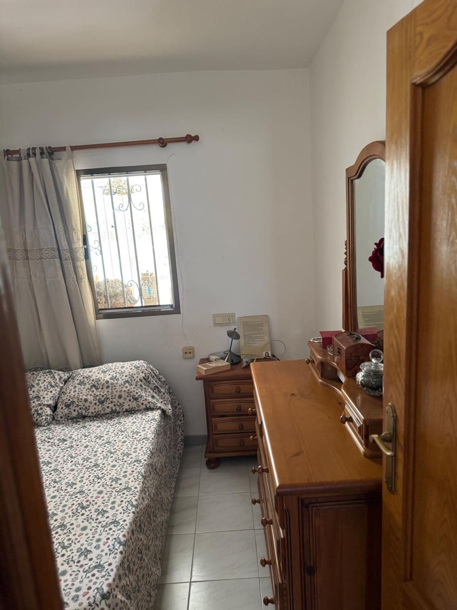 3 bedroom Apartment for sale in Denia with garage - € 269,000 (Ref: 9310315)