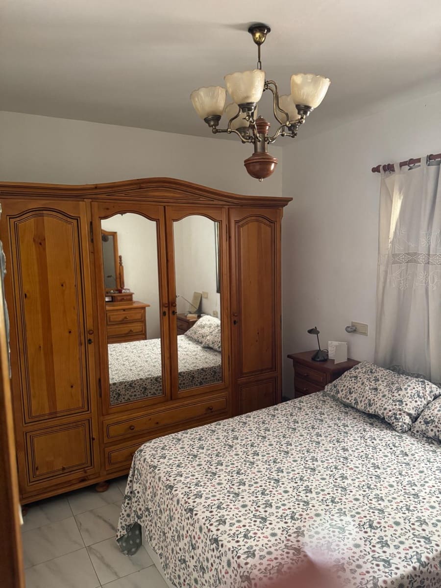 3 bedroom Apartment for sale in Denia with garage - € 269,000 (Ref: 9310315)