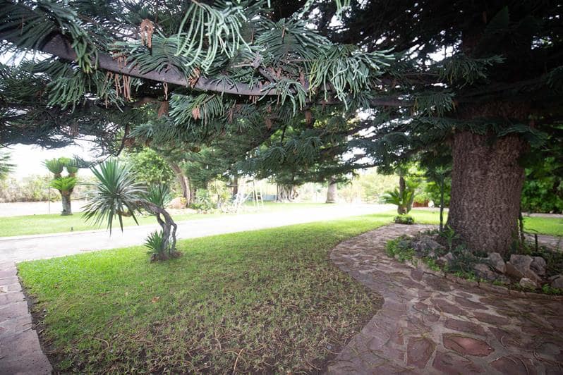 5 sypialnia Willa na sprzedaż w Denia z basenem garażem - 3 100 000 € (Ref: 9310331)