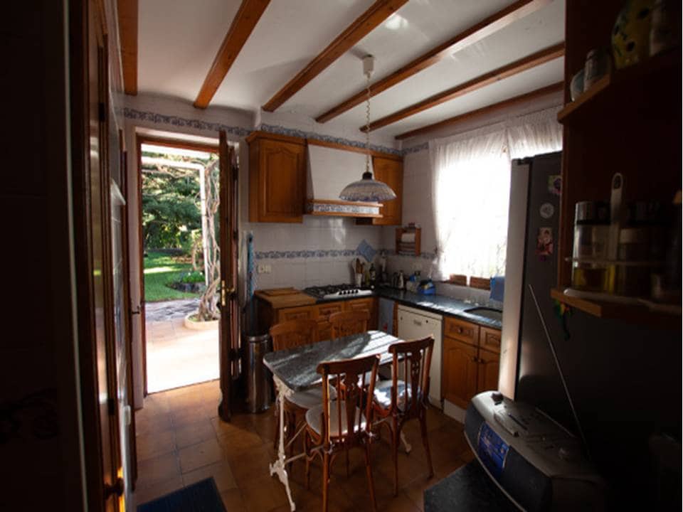 5 sypialnia Willa na sprzedaż w Denia z basenem garażem - 3 100 000 € (Ref: 9310331)