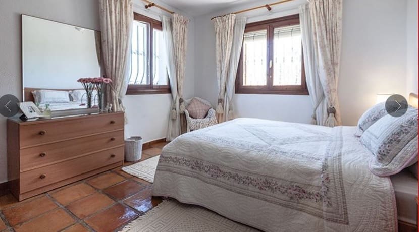 5 soveværelse Villa til salg i La Xara med swimmingpool - € 850.000 (Ref: 9325714)