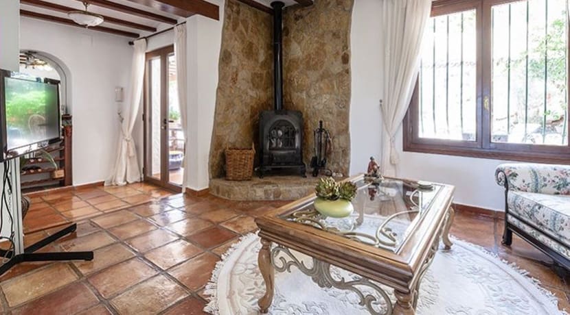 5 soveværelse Villa til salg i La Xara med swimmingpool - € 850.000 (Ref: 9325714)