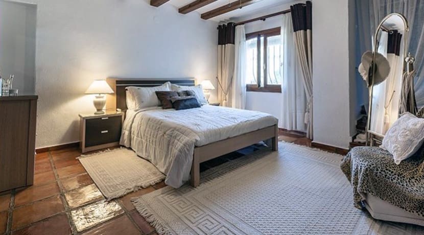 5 soveværelse Villa til salg i La Xara med swimmingpool - € 850.000 (Ref: 9325714)