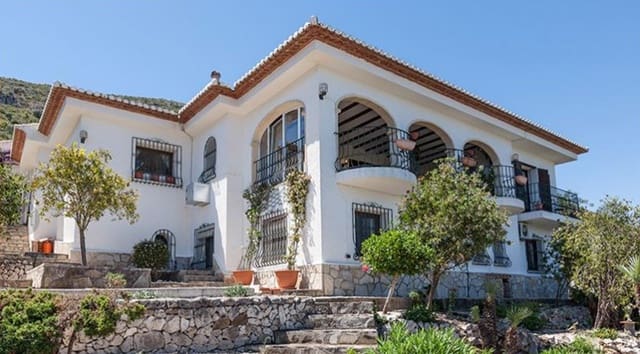 5 soveværelse Villa til salg i La Xara, Dénia med swimmingpool - € 850.000 (Ref: 9325714)