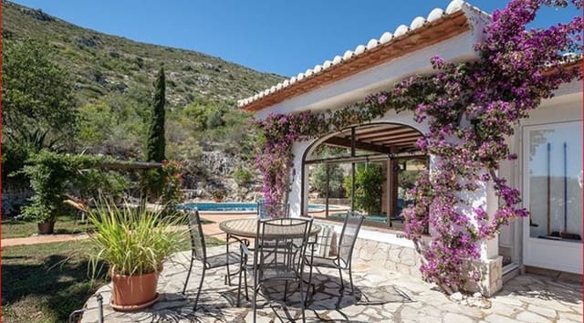 5 soveværelse Villa til salg i La Xara, Dénia med swimmingpool - € 850.000 (Ref: 9325714)