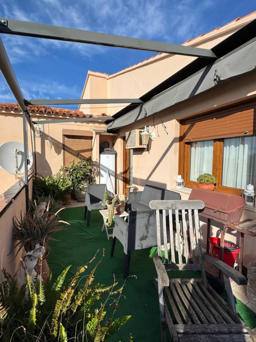 2 bedroom Penthouse for sale in Denia with pool - € 477,000 (Ref: 9336983)