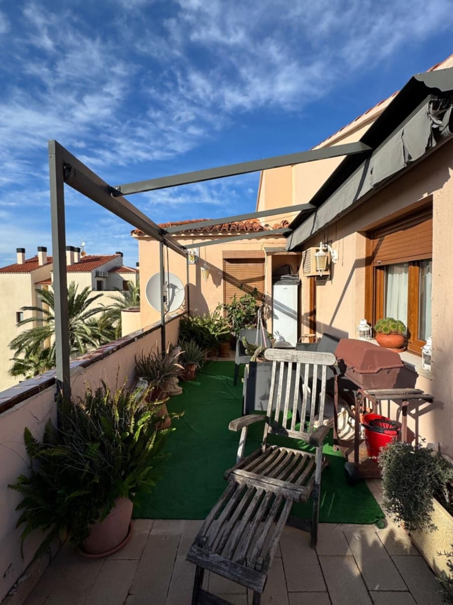 2 bedroom Penthouse for sale in Denia with pool - € 477,000 (Ref: 9336983)