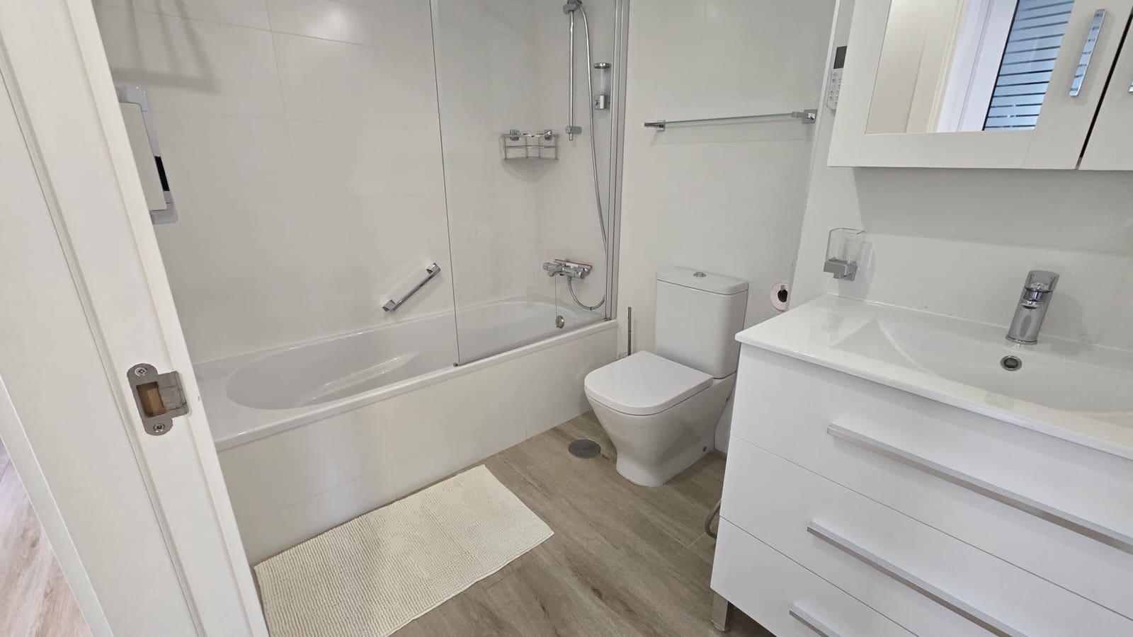 2 bedroom Apartment for sale in Denia with pool garage - € 394,000 (Ref: 9340013)