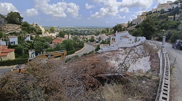 Chalet de 3 habitaciones en Pedreguer en venta con piscina - 529.000 € (Ref: 9340160)