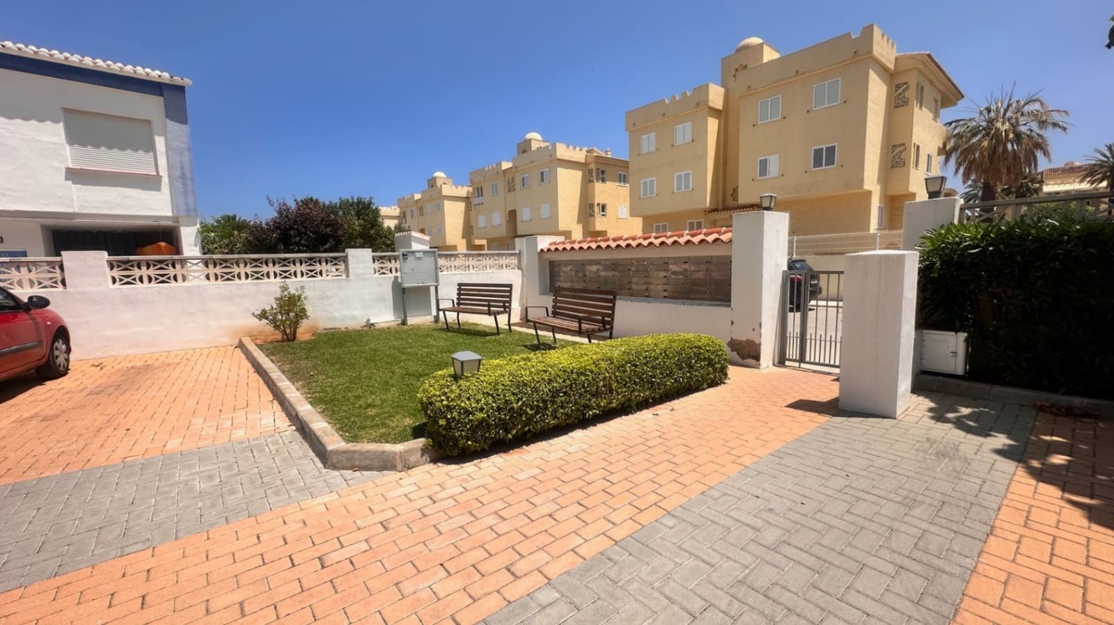 2 makuuhuone Huoneisto myytävänä paikassa Denia mukana 
autotalli - 175 000 € (Ref: 9348758)